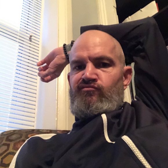 Meet your Posher, Justice - Picture 2 of 4